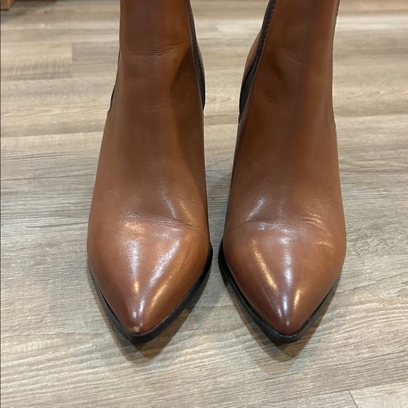 Steve Madden Brown Leather KNOXI bootie, size 8 - Picture 5 of 6